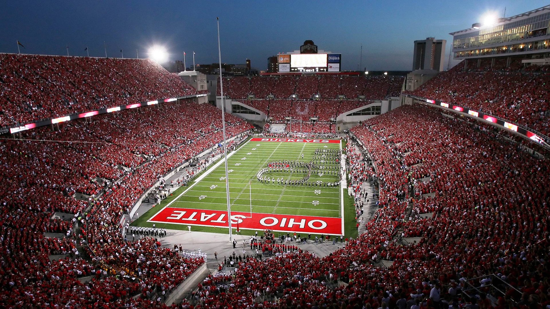 沙漠夜战定乾坤，安东内利豪赌制胜，奥迪绝杀哈斯写就唯一剧本